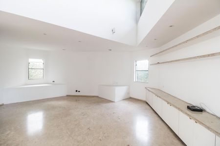 Casa de condomínio à venda com 780m², 2 quartos e 9 vagas Casa de condomínio à venda com 780m², 2 quartos e 9 vagasSala