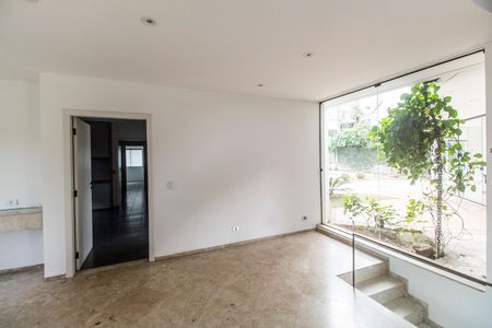 Casa de condomínio à venda com 780m², 2 quartos e 9 vagas Casa de condomínio à venda com 780m², 2 quartos e 9 vagasSala