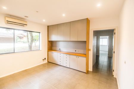 Casa de condomínio à venda com 780m², 2 quartos e 9 vagas Casa de condomínio à venda com 780m², 2 quartos e 9 vagasCopa