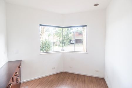 Casa de condomínio à venda com 780m², 2 quartos e 9 vagas Casa de condomínio à venda com 780m², 2 quartos e 9 vagasEscritório