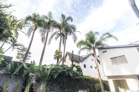 Casa de condomínio à venda com 780m², 2 quartos e 9 vagas Casa de condomínio à venda com 780m², 2 quartos e 9 vagasVista