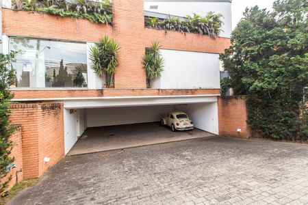 Casa de condomínio à venda com 780m², 2 quartos e 9 vagas Casa de condomínio à venda com 780m², 2 quartos e 9 vagasGaragem
