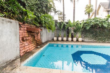 Casa de condomínio à venda com 780m², 2 quartos e 9 vagas Casa de condomínio à venda com 780m², 2 quartos e 9 vagasPiscina