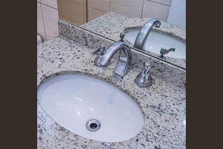 Apartamento à venda com 130m², 2 quartos e 4 vagas