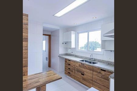 Apartamento à venda com 130m², 2 quartos e 4 vagas