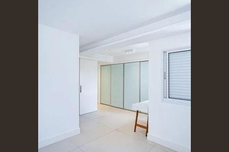Apartamento à venda com 130m², 2 quartos e 4 vagas