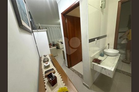Casa à venda com 139m², 3 quartos e 2 vagas