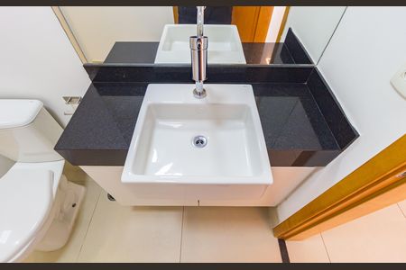 Apartamento para alugar com 55m², 1 quarto e 2 vagas Apartamento para alugar com 55m², 1 quarto e 2 vagasDetalhe - Banheiro