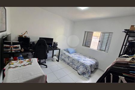 Casa à venda com 3 quartos, 180m² em Vila Maria Eugenia, São Paulo