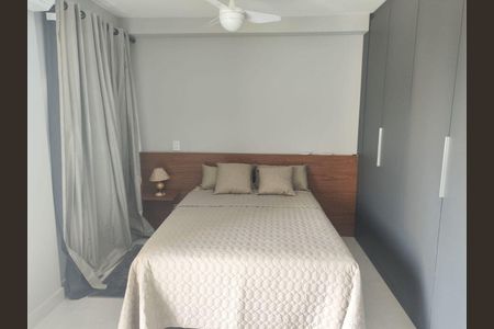 Apartamento à venda com 28m², 1 quarto e sem vaga
