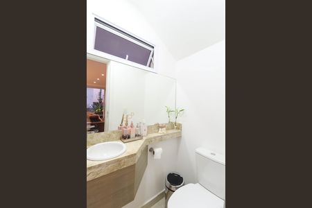 Casa de condomínio à venda com 177m², 4 quartos e 3 vagas