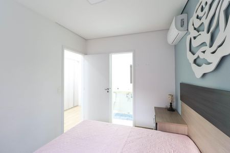 Casa de condomínio à venda com 177m², 4 quartos e 3 vagas