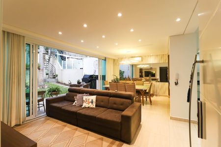Casa de Condomínio à venda com 4 quartos, 177m² em Tucuruvi, São Paulo