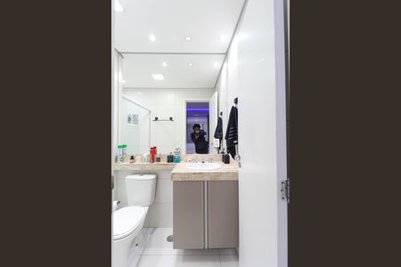 Casa de condomínio à venda com 177m², 4 quartos e 3 vagas