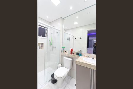 Casa de condomínio à venda com 177m², 4 quartos e 3 vagas
