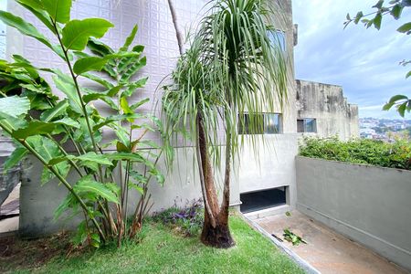 Casa para alugar com 400m², 4 quartos e 2 vagas Casa para alugar com 400m², 4 quartos e 2 vagasQuintal