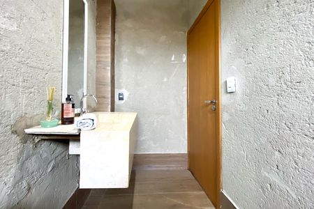 Casa para alugar com 400m², 4 quartos e 2 vagas Casa para alugar com 400m², 4 quartos e 2 vagasBanheiro