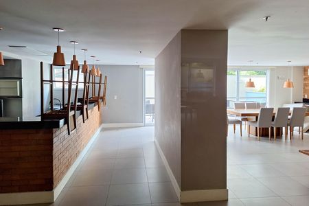 Apartamento à venda com 182m², 4 quartos e 2 vagas Apartamento à venda com 182m², 4 quartos e 2 vagasÁrea comum