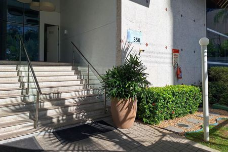 Apartamento à venda com 182m², 4 quartos e 2 vagas Apartamento à venda com 182m², 4 quartos e 2 vagasÁrea comum