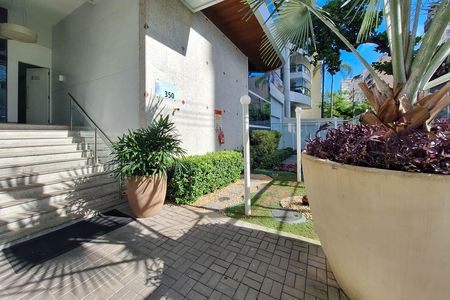 Apartamento à venda com 182m², 4 quartos e 2 vagas Apartamento à venda com 182m², 4 quartos e 2 vagasÁrea comum