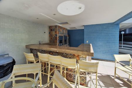 Apartamento à venda com 182m², 4 quartos e 2 vagas Apartamento à venda com 182m², 4 quartos e 2 vagasÁrea comum