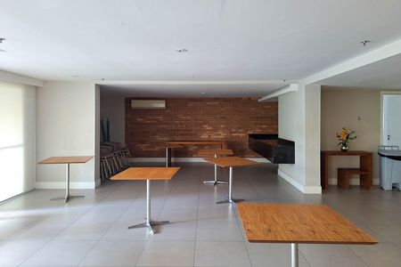 Apartamento à venda com 182m², 4 quartos e 2 vagas Apartamento à venda com 182m², 4 quartos e 2 vagasÁrea comum