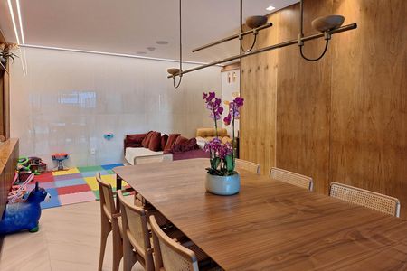 Apartamento à venda com 182m², 4 quartos e 2 vagas Apartamento à venda com 182m², 4 quartos e 2 vagasSala
