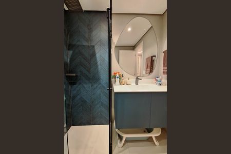 Apartamento à venda com 182m², 4 quartos e 2 vagas Apartamento à venda com 182m², 4 quartos e 2 vagasBanheiro Social