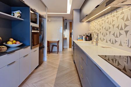 Apartamento à venda com 182m², 4 quartos e 2 vagas Apartamento à venda com 182m², 4 quartos e 2 vagasCozinha