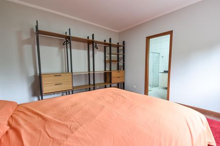 Casa para alugar com 300m², 4 quartos e 2 vagas Casa para alugar com 300m², 4 quartos e 2 vagasSuíte 2