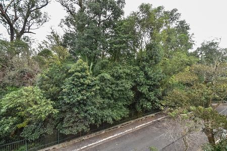Casa para alugar com 300m², 4 quartos e 2 vagas Casa para alugar com 300m², 4 quartos e 2 vagasVista da suíte 2