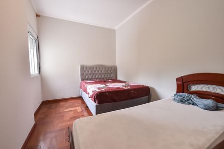 Casa para alugar com 300m², 4 quartos e 2 vagas Casa para alugar com 300m², 4 quartos e 2 vagasQuarto 1