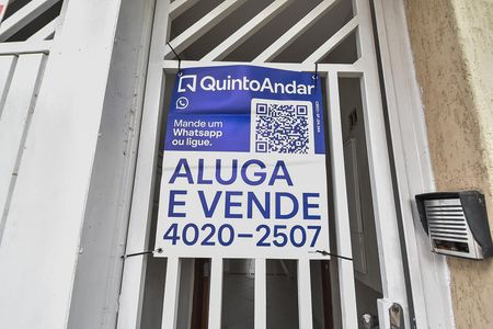 Casa para alugar com 300m², 4 quartos e 2 vagas Casa para alugar com 300m², 4 quartos e 2 vagasPlaca