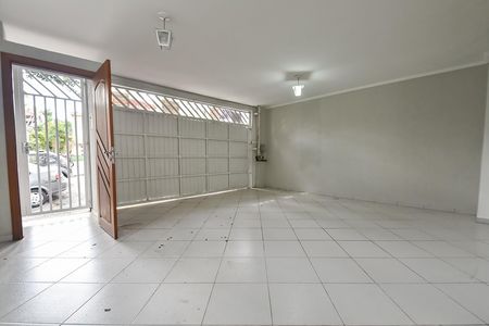 Casa para alugar com 300m², 4 quartos e 2 vagas Casa para alugar com 300m², 4 quartos e 2 vagasGaragem