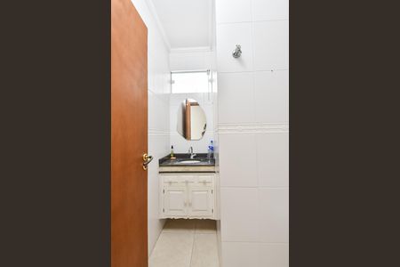 Casa para alugar com 300m², 4 quartos e 2 vagas Casa para alugar com 300m², 4 quartos e 2 vagasLavabo