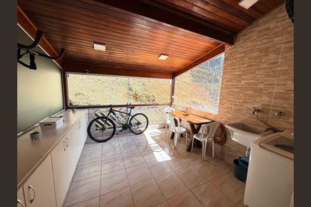 Casa à venda com 95m², 2 quartos e 1 vaga