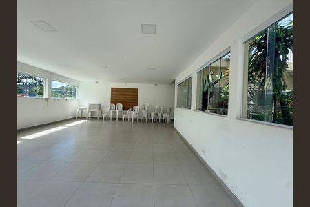 Casa à venda com 95m², 2 quartos e 1 vaga