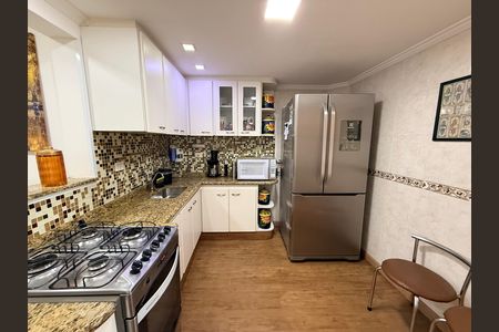 Casa à venda com 95m², 2 quartos e 1 vaga