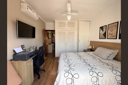 Casa à venda com 95m², 2 quartos e 1 vaga