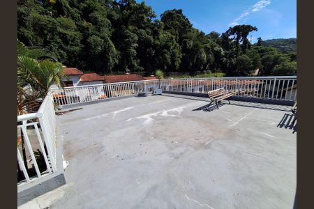 Casa à venda com 95m², 2 quartos e 1 vaga