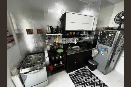 Apartamento à venda com 60m², 1 quarto e 1 vaga