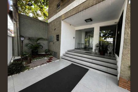 Apartamento à venda com 60m², 1 quarto e 1 vaga