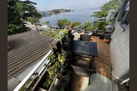 Apartamento à venda com 60m², 1 quarto e 1 vaga
