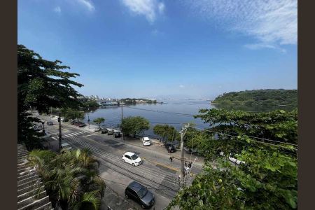Apartamento à venda com 60m², 1 quarto e 1 vaga