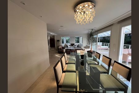 Casa à venda com 650m², 4 quartos e 5 vagas