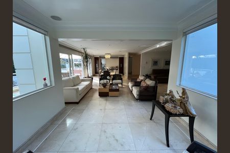 Casa à venda com 650m², 4 quartos e 5 vagas