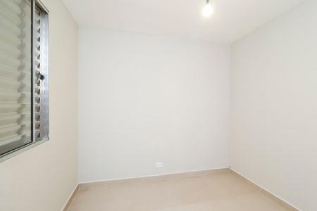 Quarto 1 de apartamento para alugar com 2 quartos, 46m² em Itaquera, São Paulo