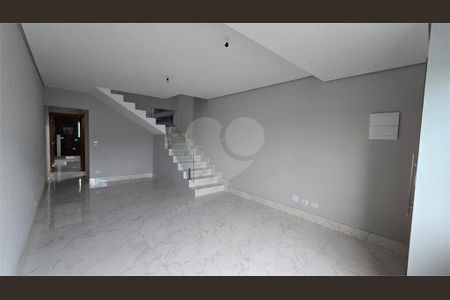 Casa à venda com 3 quartos, 180m² em Jardim Vista Linda, São Paulo