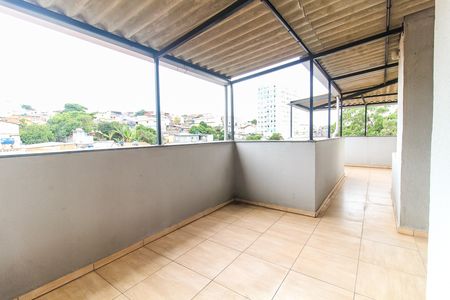 Apartamento à venda com 74m², 2 quartos e sem vaga Apartamento à venda com 74m², 2 quartos e sem vagaVaranda/Quintal