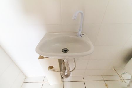 Apartamento à venda com 74m², 2 quartos e sem vaga Apartamento à venda com 74m², 2 quartos e sem vagaBanheiro
